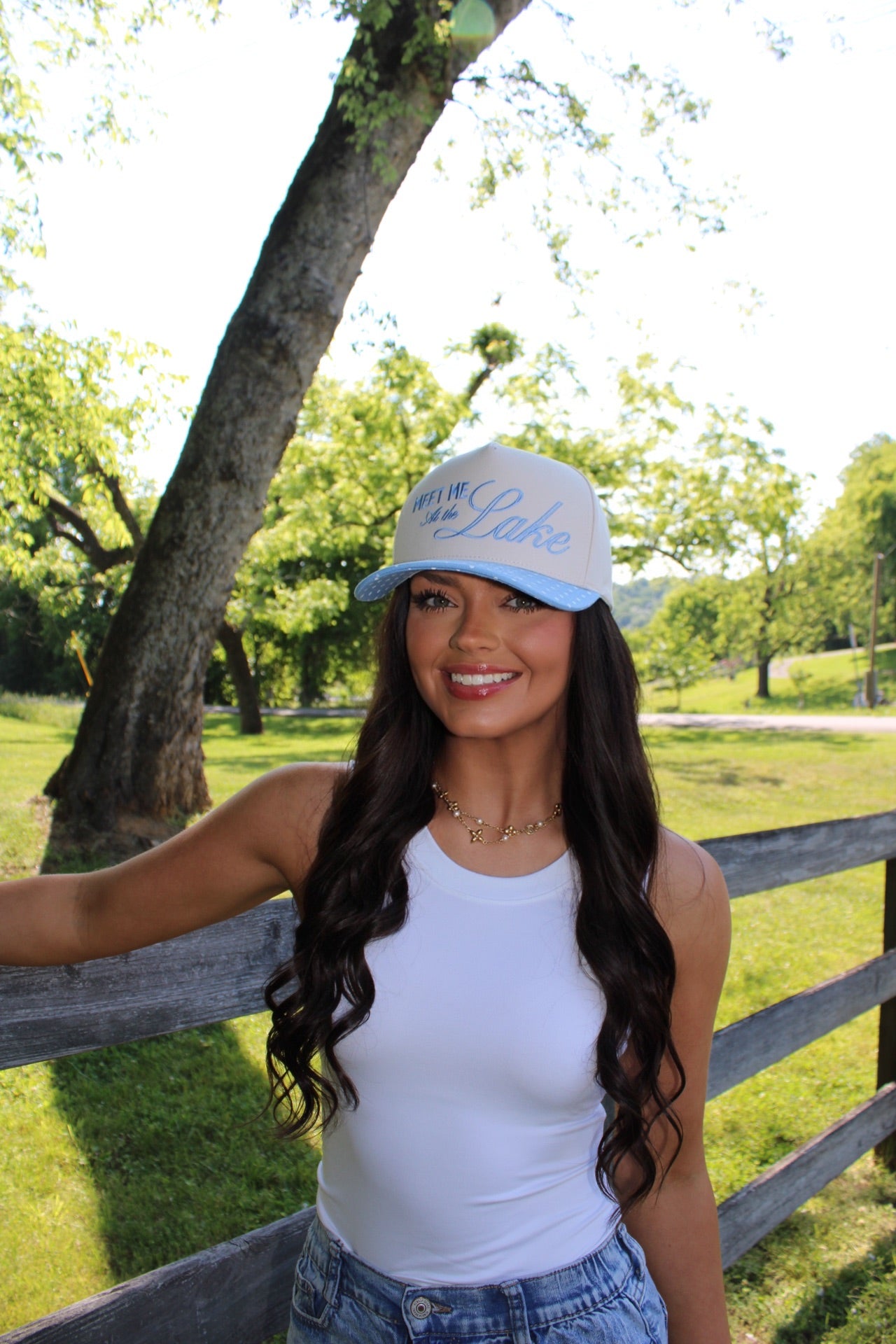 LAKESIDE DARLING TRUCKER